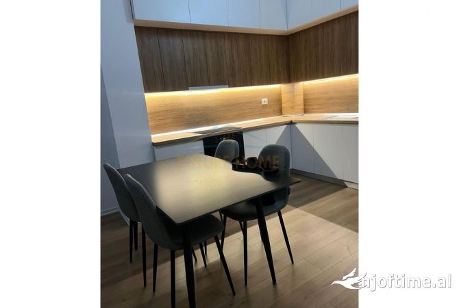 Shtepi ne shitje 1+1 ne Tirane - 90,000 Euro