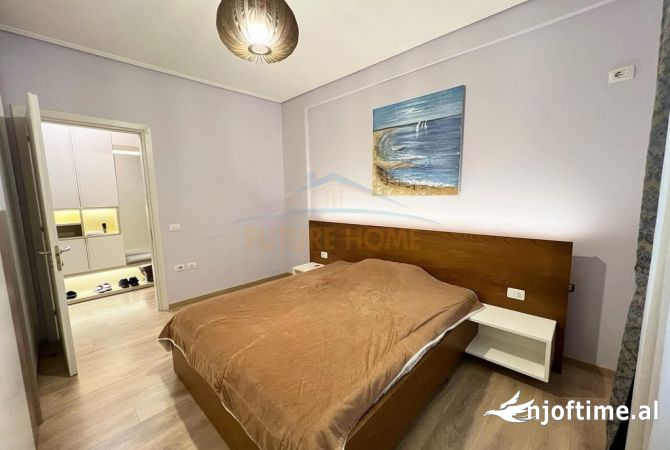 Shtepi ne shitje Apartament ne Tirane, 1+1, Mobilimi E mobiluar, Pagesa 160,000  Euro.