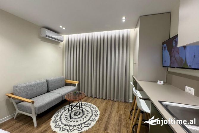 Shtepi ne shitje Apartament ne Tirane, 2+1, Mobilimi E mobiluar, Pagesa 184,000  Euro.
