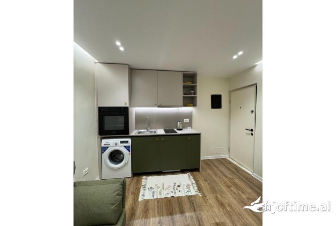 Shtepi ne shitje Apartament ne Tirane, 2+1, Mobilimi E mobiluar, Pagesa 184,000  Euro.