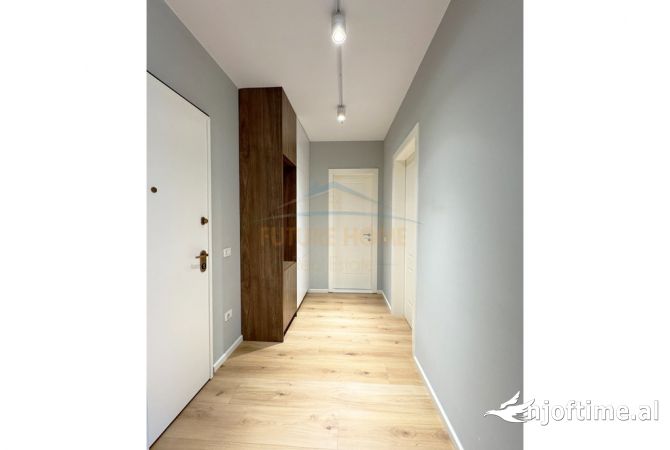 Shtepi ne shitje Apartament ne Tirane, 1+1, Mobilimi E mobiluar, Pagesa 145,000  Euro.