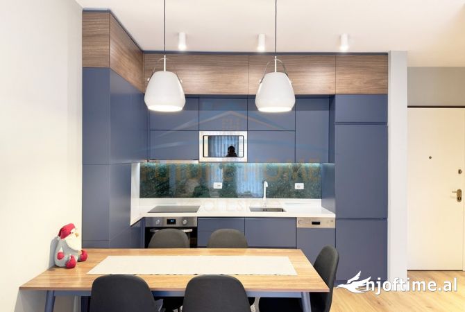 Shtepi ne shitje Apartament ne Tirane, 1+1, Mobilimi E mobiluar, Pagesa 145,000  Euro.