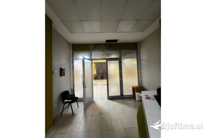 Shitet, Ambient, Condor Center, Tirane