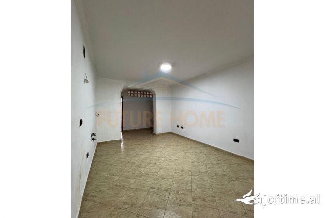 Apartment for rent in Tirana 2+1, Emty