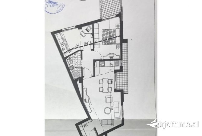 Shtepi ne shitje Apartament ne Tirane, 2+1, Mobilimi Bosh, pa mobiluar, Pagesa 208,000  Euro.