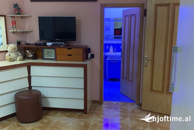Shtepi me qera 1+1 ne Tirane - 600 Euro