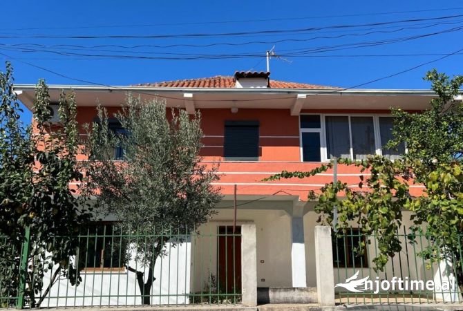 Shtepi ne shitje 2+1 ne Tirane - 285,000 Euro