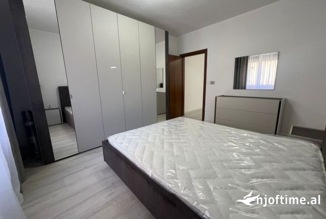 Shtepi me qera 1+1 ne Tirane - 650 Euro