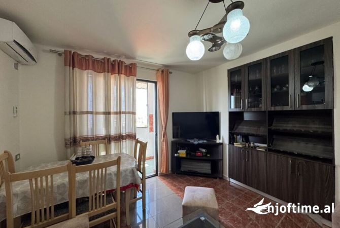 Shtepi me qera 1+1 ne Tirane - 400 Euro