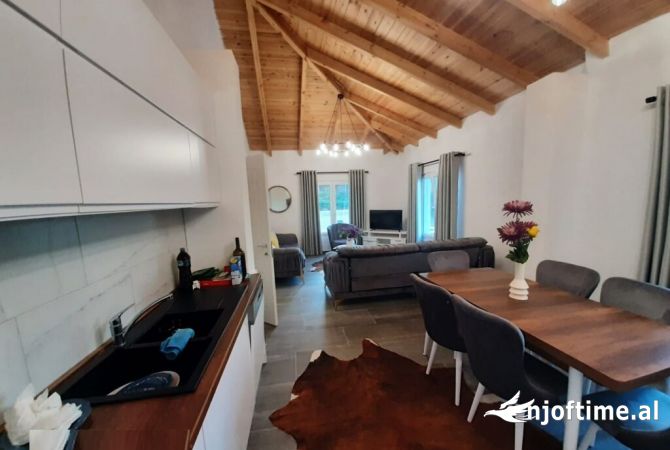 Shtepi ne shitje 4+1 ne Tirane - 450,000 Euro
