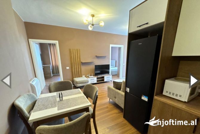 Shtepi me qera 2+1 ne Tirane - 700 Euro