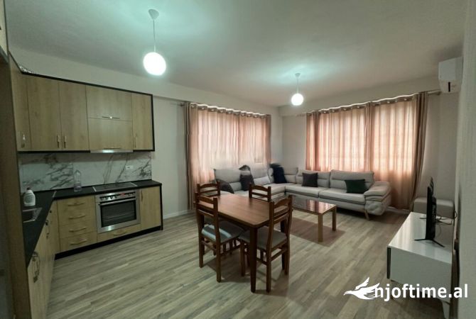 Shtepi me qera 2+1 ne Tirane - 500 Euro