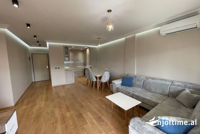 Shtepi me qera 2+1 ne Tirane - 600 Euro