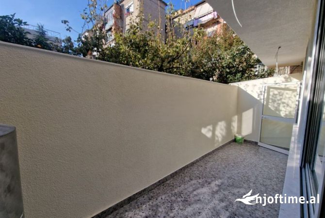 Ambient biznesi me qera 1+1 ne Tirane - 600 Euro