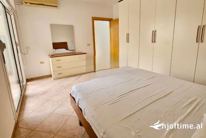 Shtepi me qera 2+1 ne Tirane - 650 Euro