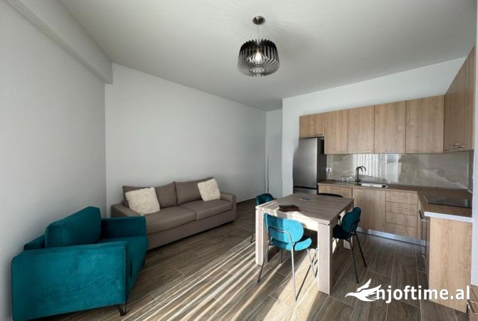Shtepi me qera 2+1 ne Tirane - 600 Euro