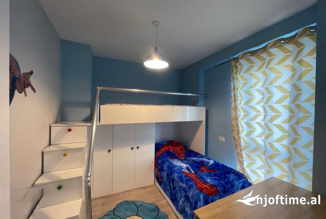 Shtepi me qera Apartament ne Tirane, 2+1, Mobilimi E mobiluar, Pagesa 650  Euro.