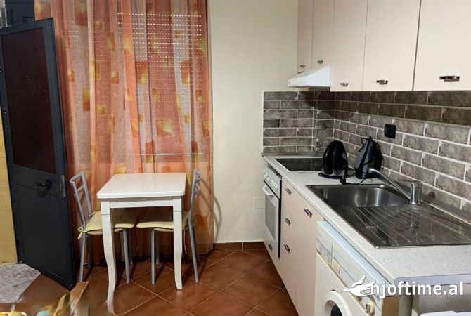 Shtepi me qera Garsoniere ne Tirane - 350 Euro
