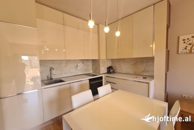 Shtepi me qera 1+1 ne Tirane - 550 Euro