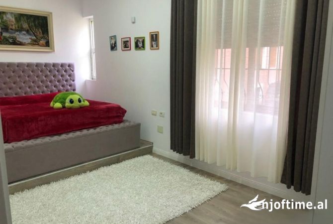 Shtepi me qera 2+1 ne Tirane - 500 Euro
