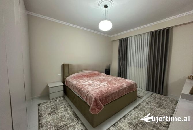 Shtepi me qera 2+1 ne Tirane - 600 Euro
