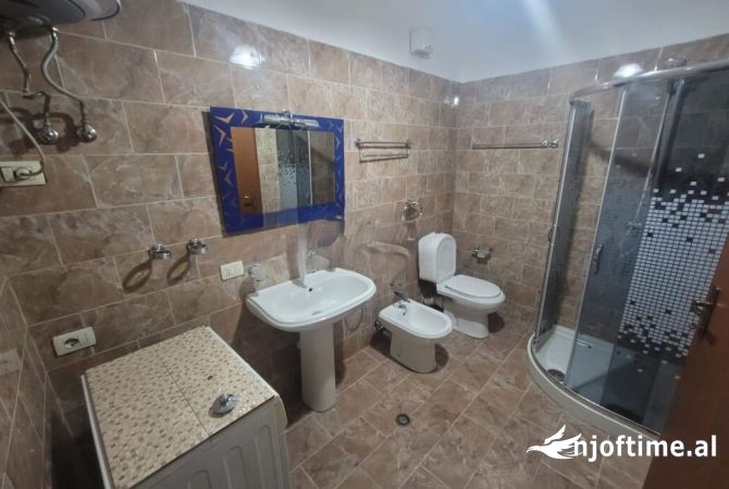 Shtepi me qera 1+1 ne Tirane - 400 Euro