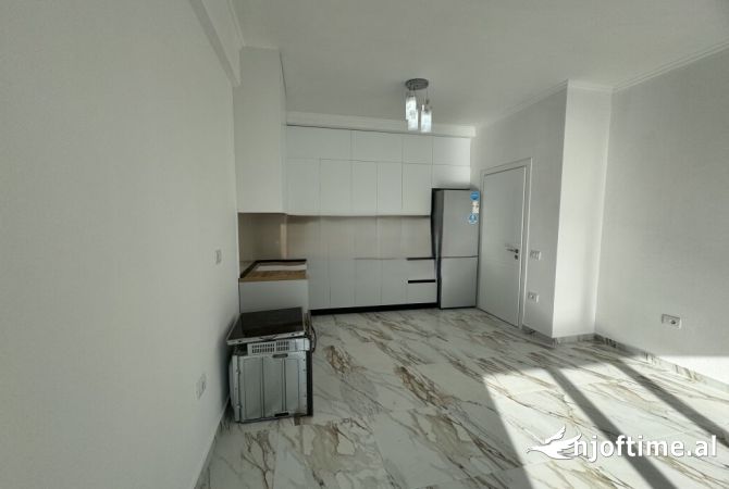 Shtepi me qera 1+1 ne Tirane - 350 Euro