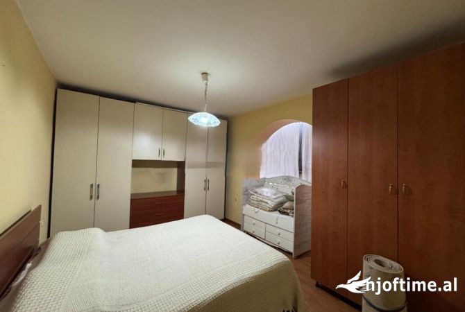Shtepi me qera 1+1 ne Tirane - 500 Euro