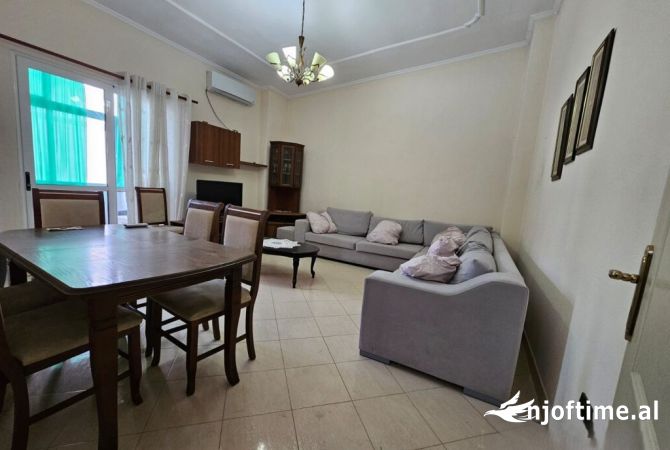 Shtepi me qera 1+1 ne Tirane - 350 Euro