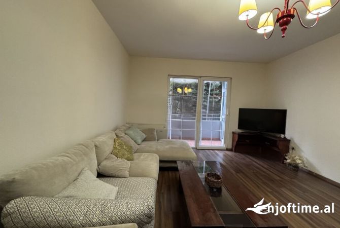 Shtepi me qera 1+1 ne Tirane - 500 Euro