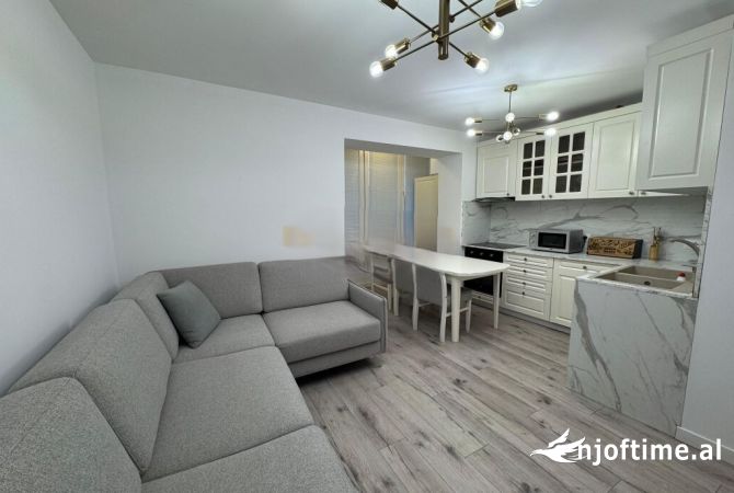 Shtepi me qera 2+1 ne Tirane - 650 Euro