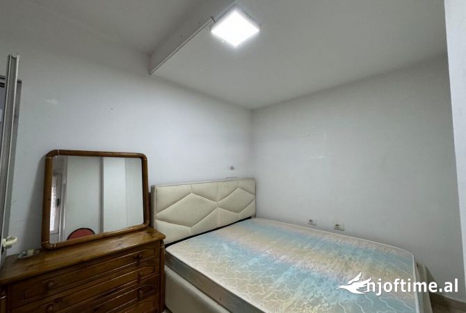 Shtepi me qera 1+1 ne Tirane - 350 Euro