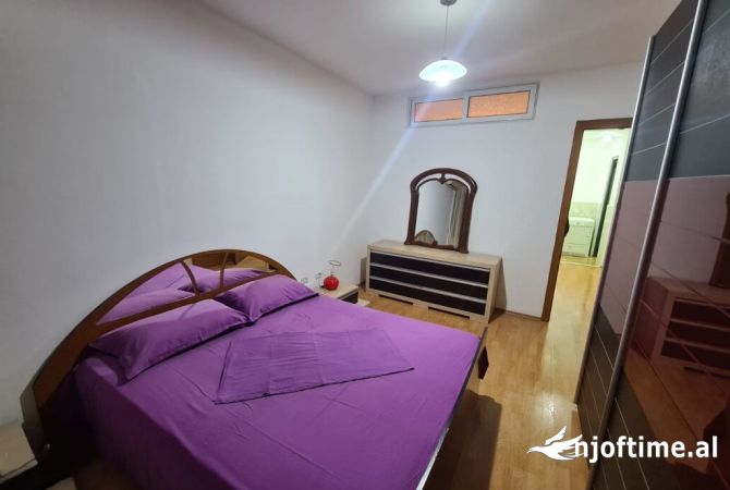 Shtepi me qera 2+1 ne Tirane - 500 Euro