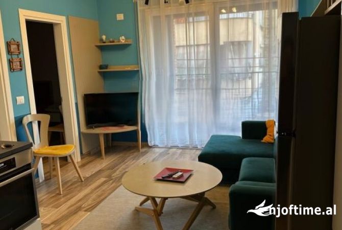 Shtepi me qera 2+1 ne Tirane - 600 Euro