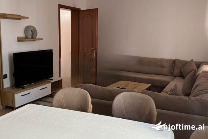 Shtepi me qera 1+1 ne Tirane - 500 Euro