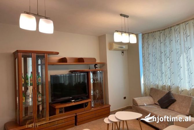 Shtepi me qera 2+1 ne Tirane - 600 Euro