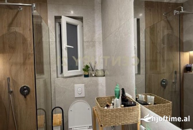 Shtepi me qera Apartament ne Tirane, 1+1, Mobilimi E mobiluar, Pagesa 650  Euro.