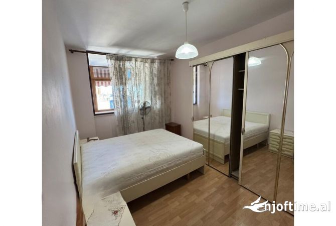 Shtepi me qera 1+1 ne Tirane - 650 Euro