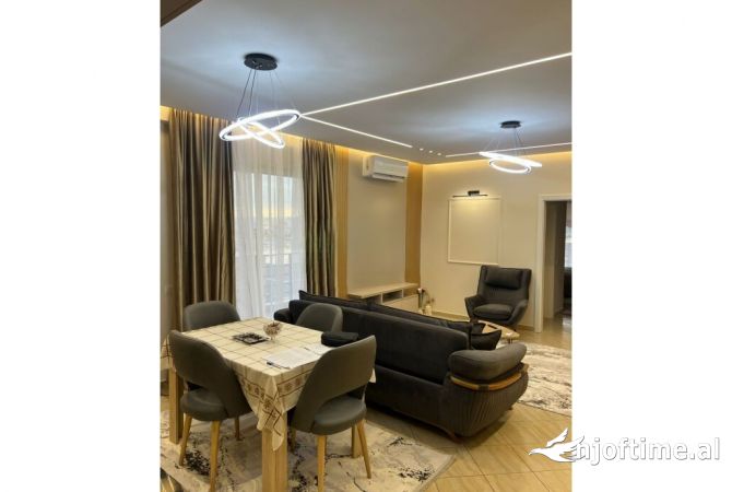 Shtepi me qera 2+1 ne Tirane - 500 Euro