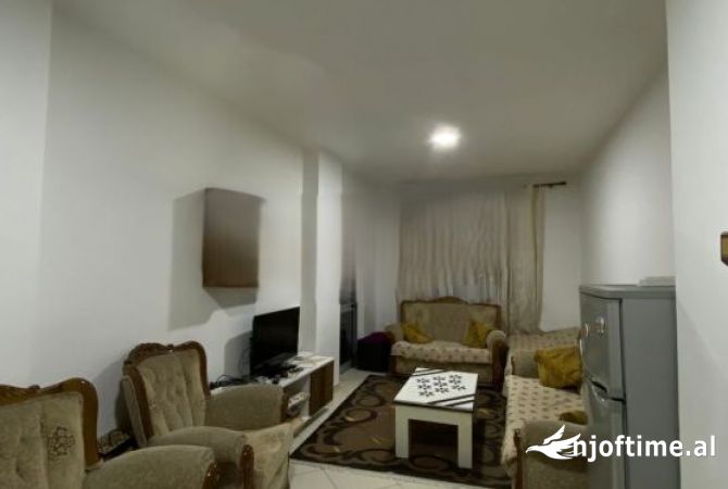 Shtepi ne shitje 1+1 ne Tirane - 75,000 Euro