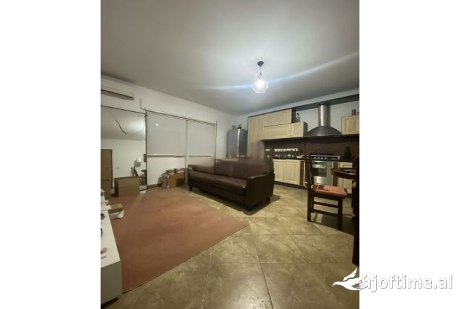 Shtepi ne shitje 1+1 ne Tirane - 128,000 Euro