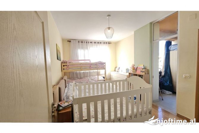 Shtepi ne shitje 2+1 ne Tirane - 130,000 Euro
