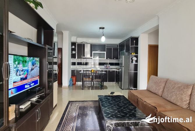 Shtepi ne shitje 2+1 ne Tirane - 75,000 Euro