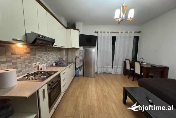 Shtepi ne shitje 1+1 ne Tirane - 140,000 Euro