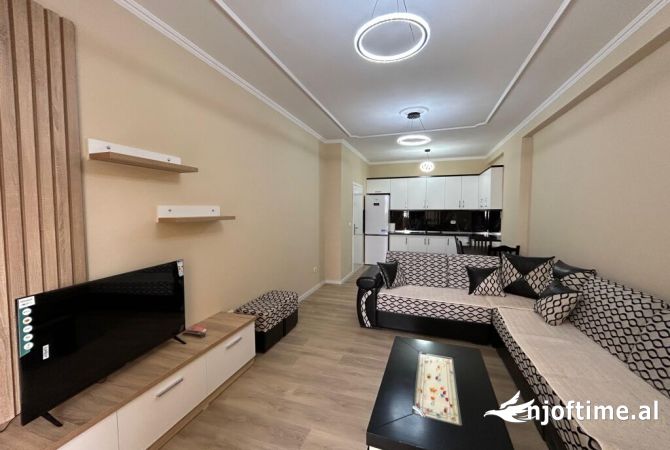 Shtepi me qera 1+1 ne Tirane - 700 Euro
