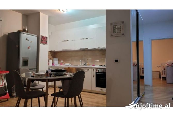 Shtepi me qera 1+1 ne Tirane - 550 Euro