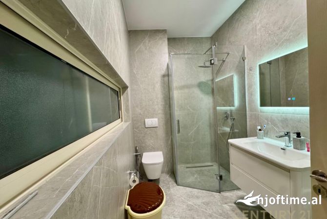 Shtepi me qera 2+1 ne Tirane - 500 Euro