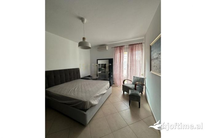Shtepi me qera 1+1 ne Tirane - 550 Euro