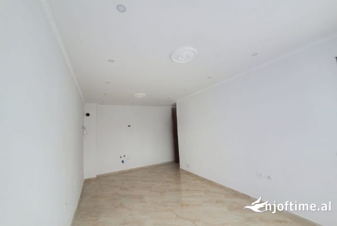 Shtepi ne shitje 1+1 ne Tirane - 85,000 Euro