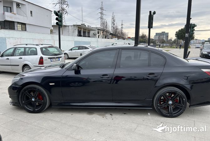 Makina ne shitje ne Tirane - 8,000 Euro